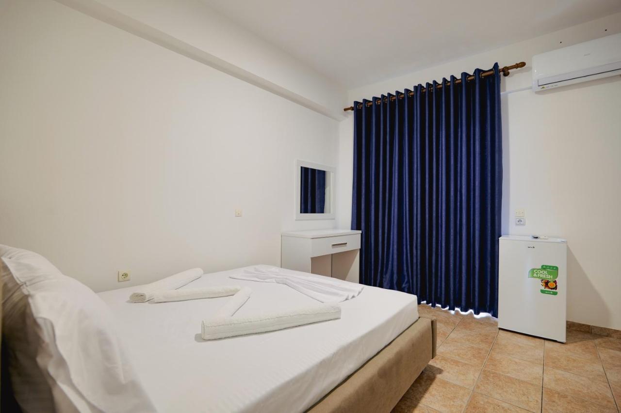 Mema Rooms Himare Luaran gambar