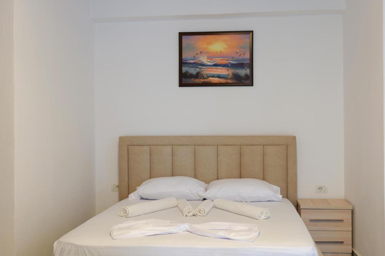 Mema Rooms Himare Luaran gambar
