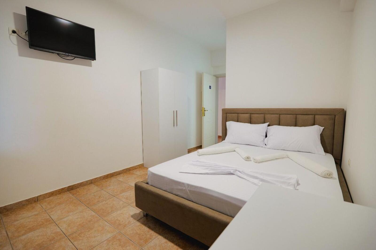 Mema Rooms Himare Luaran gambar